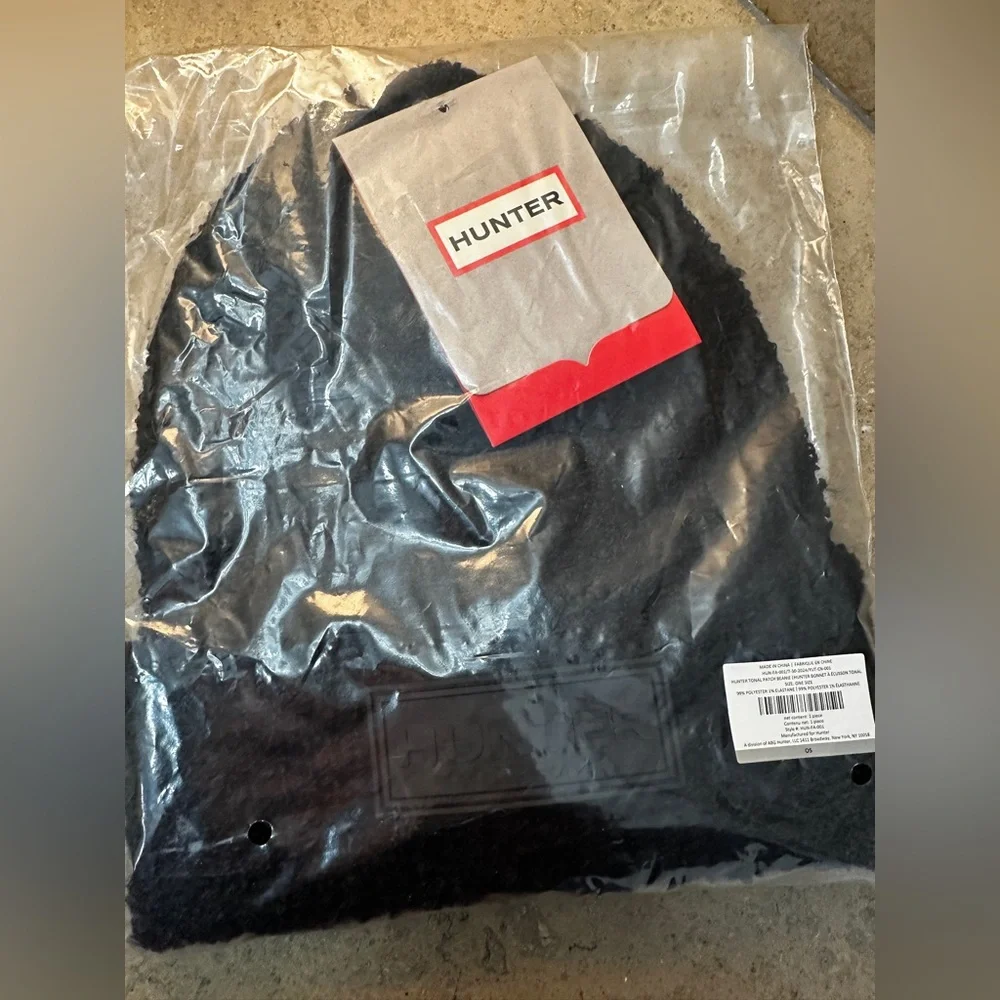 NWT Hunter Tonal Patch Beanie-Black - Picture 3 of 6